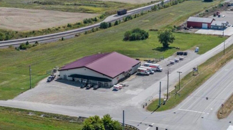 Primary Photo Of 990 N US Highway 41, Princeton General Retail For Sale