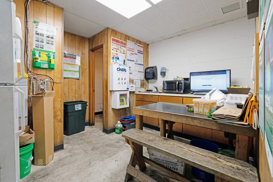 More Photos Of , Wailuku Industrial For Sale