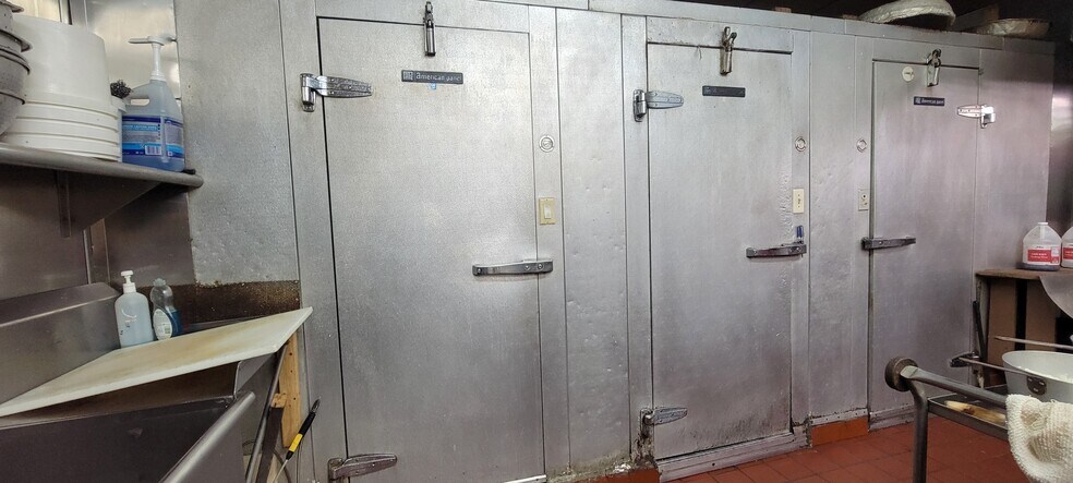 More Photos Of 63 Broadway, Paterson Restaurant For Sale