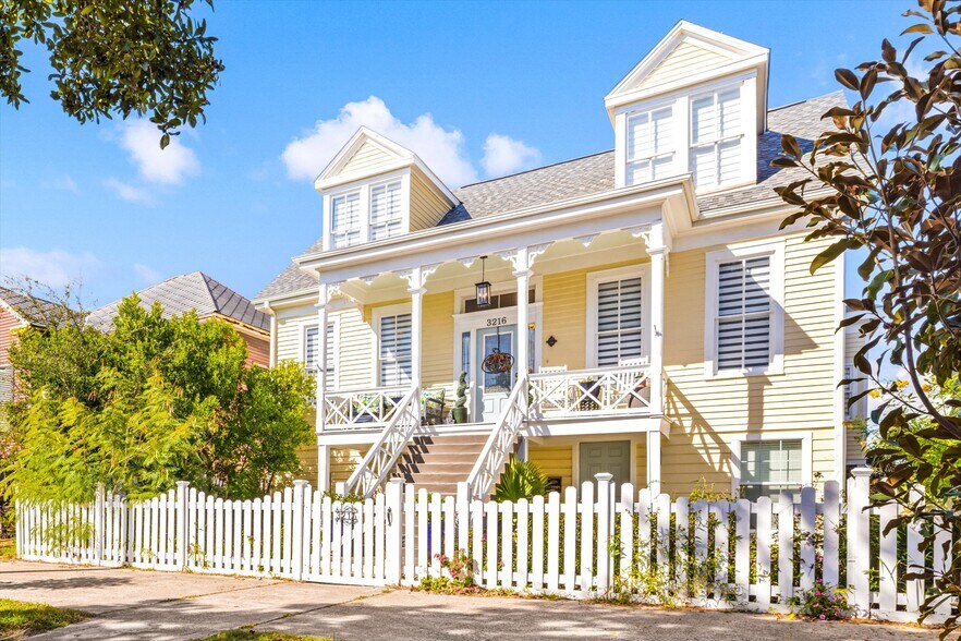 More Photos Of 3216 Ursuline St, Galveston Multifamily For Sale