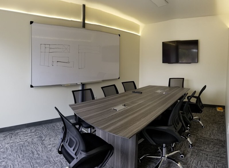 More Photos Of 26022 Budde Rd, The Woodlands Loft Creative Space For Lease