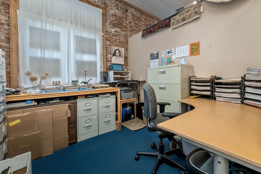 More Photos Of 200 Commercial St, Nevada City Freestanding For Sale