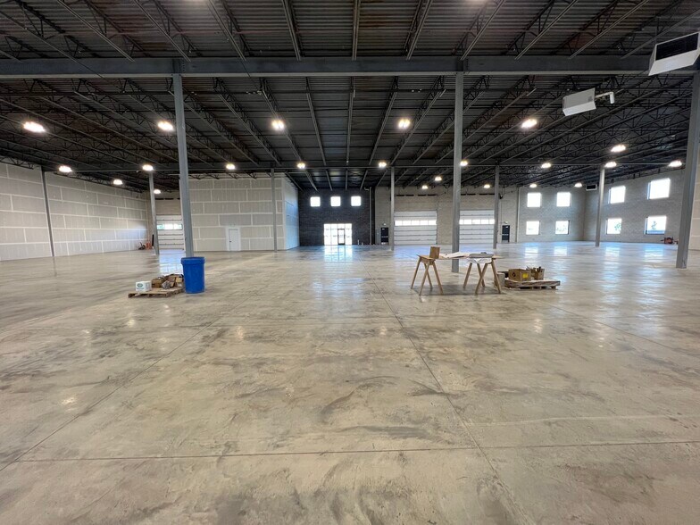 More Photos Of 1548 American Way, Payson Warehouse For Lease