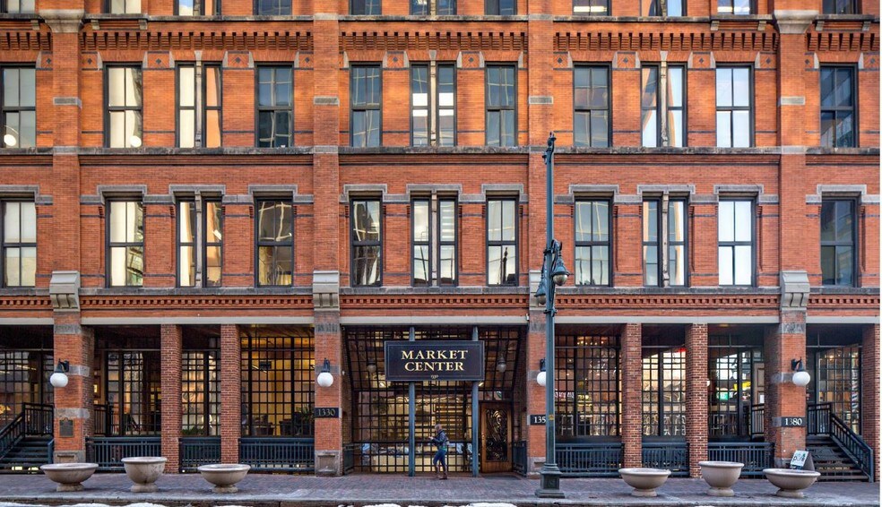 More Photos Of 1624 Market St, Denver Office For Lease