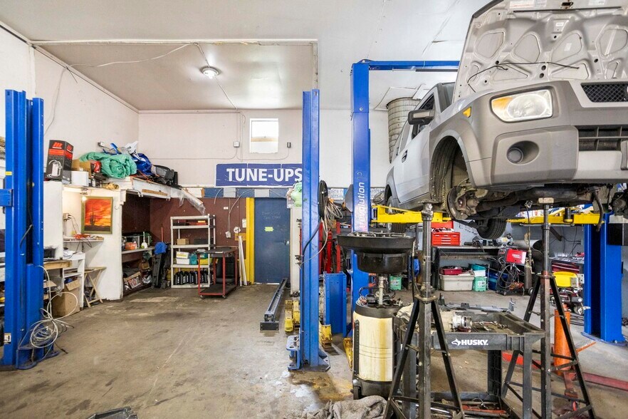 More Photos Of 7409 Conway Av, Burnaby Industrial For Sale