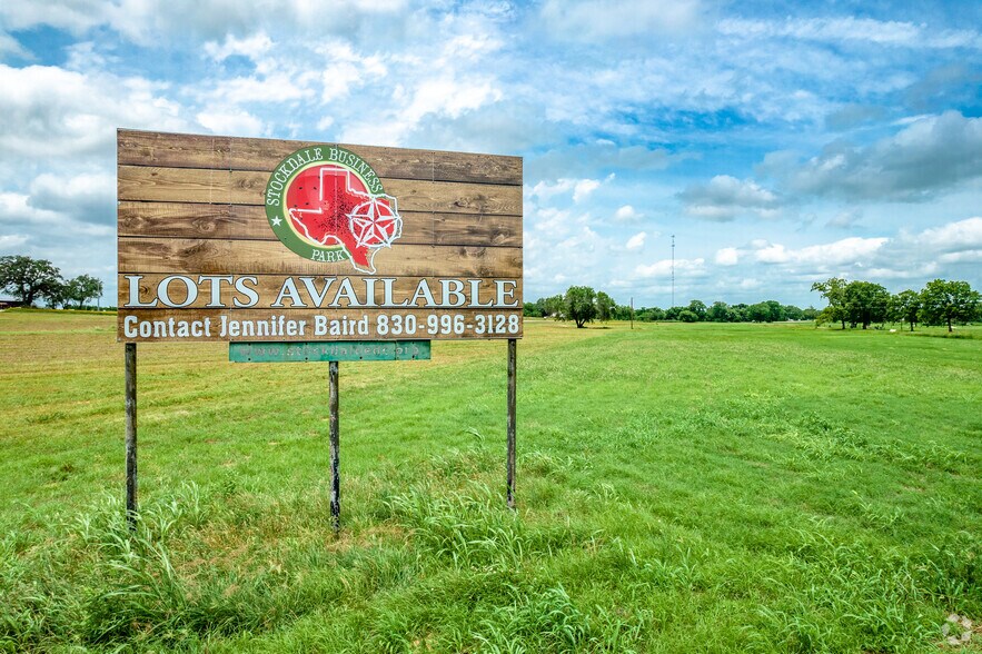 More Photos Of 195 Business Park Ave, Stockdale Land For Sale