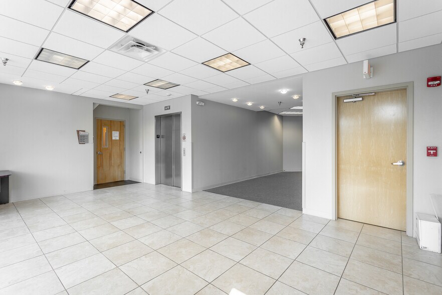 More Photos Of 251 N Lyerly St, Chattanooga Medical For Lease