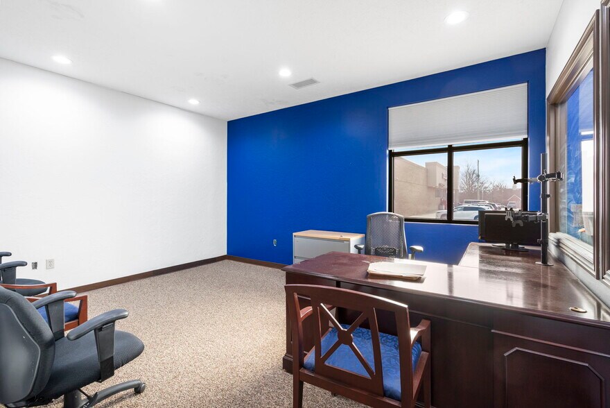 More Photos Of 4136 South Scenic, Springfield Office For Lease