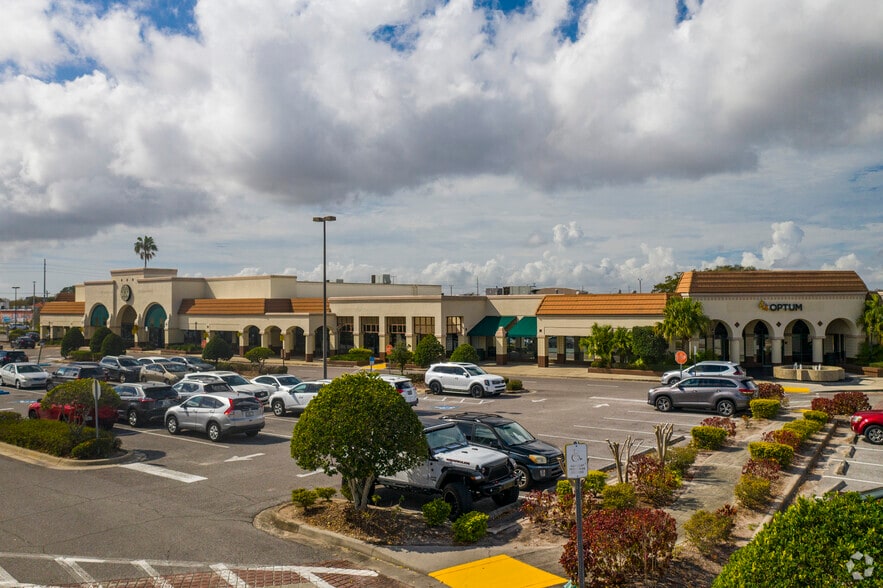 More Photos Of 8411-8419 N Dale Mabry Hwy, Tampa Unknown For Lease