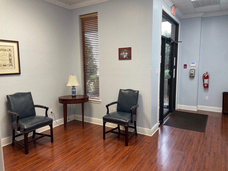 More Photos Of 1750 South Ln, Mandeville Distribution For Lease