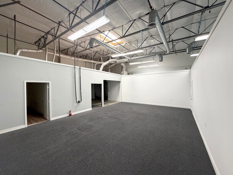 More Photos Of 20 N East St, Woodland Industrial For Lease