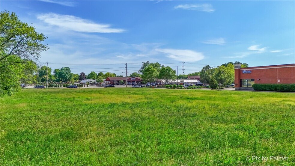 More Photos Of 0 E Terra Cotta Ave, Crystal Lake Land For Sale