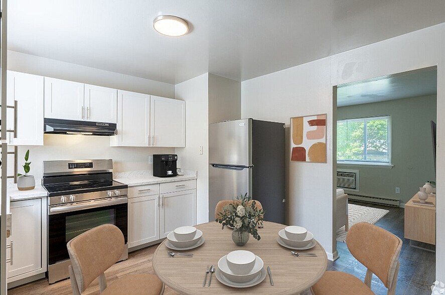 More Photos Of 420 S 21st Ave, Hopewell Apartments For Sale