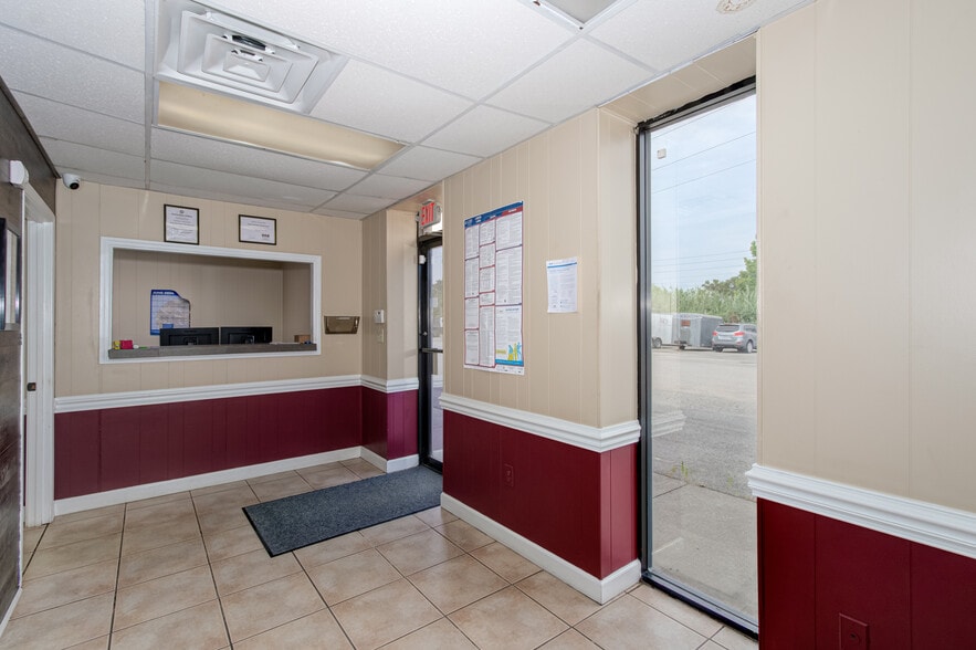 More Photos Of 1242 Nowell Dr, Augusta Warehouse For Sale