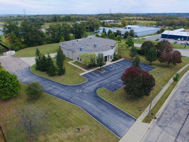 More Photos Of 4028 Binion Way, Mason Warehouse For Lease