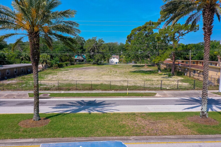 More Photos Of 670 S Yonge St, Ormond Beach Land For Sale
