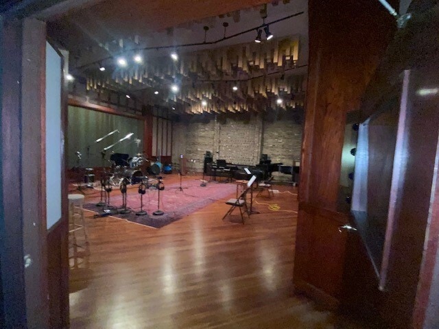 More Photos Of 170 Linden Oaks Dr, Rochester Office For Sale