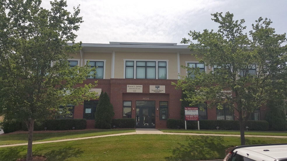 More Photos Of 10224 Hickorywood Hill Ave, Huntersville Office For Sale