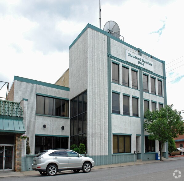 More Photos Of 21 N Wyoming St, Hazleton Movie Radio TVStudio For Sale