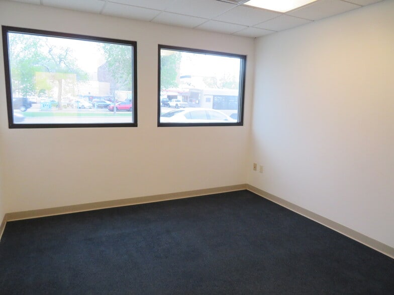 More Photos Of 311 S Nevada Ave, Colorado Springs General Retail For Sale