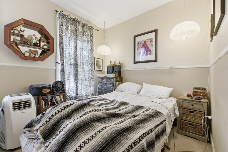 More Photos Of 275 Main St, South Berwick Storefront For Sale