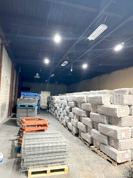 More Photos Of 265-271 Central Ave, Clark Warehouse For Lease