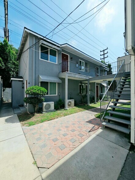 More Photos Of 451 Ivy St, Glendale Apartments For Sale
