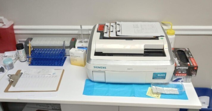 More Photos Of 8333 W McNab Rd, Tamarac Medical For Lease