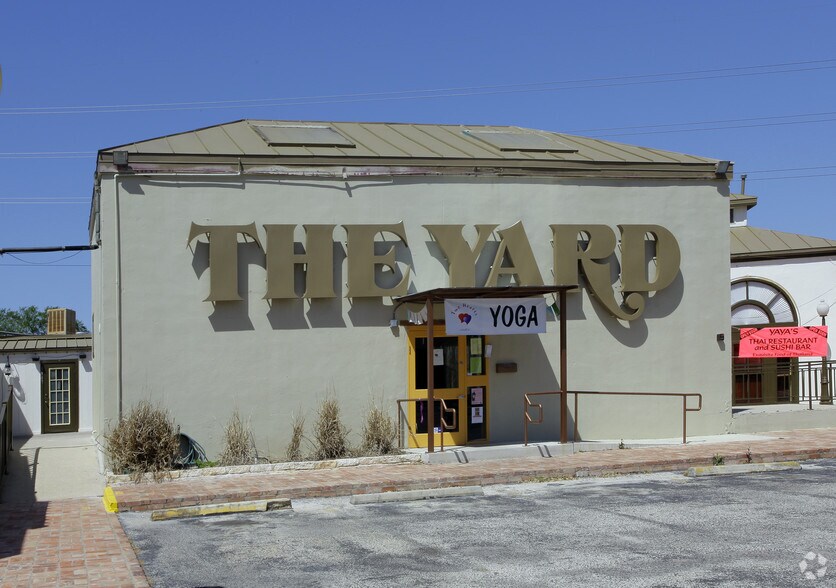 More Photos Of 5221-5331 McCullough Ave, San Antonio Unknown For Lease