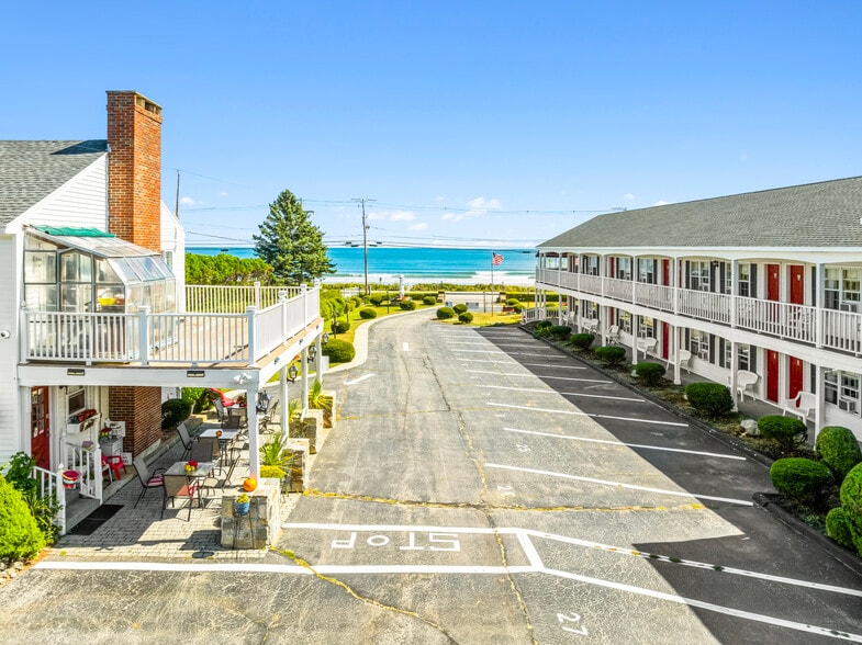 More Photos Of 271 Long Beach Ave, York Beach Hotel For Sale