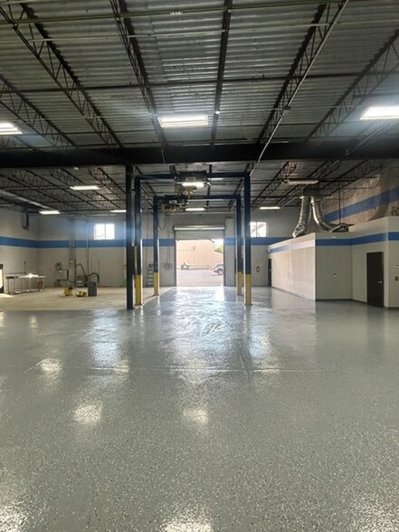 More Photos Of 356-362 Getty Ave, Clifton Warehouse For Lease