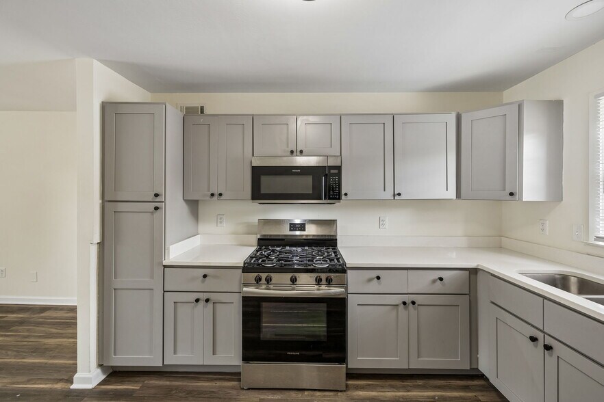 More Photos Of 183 Campbell St, Jackson Apartments For Sale