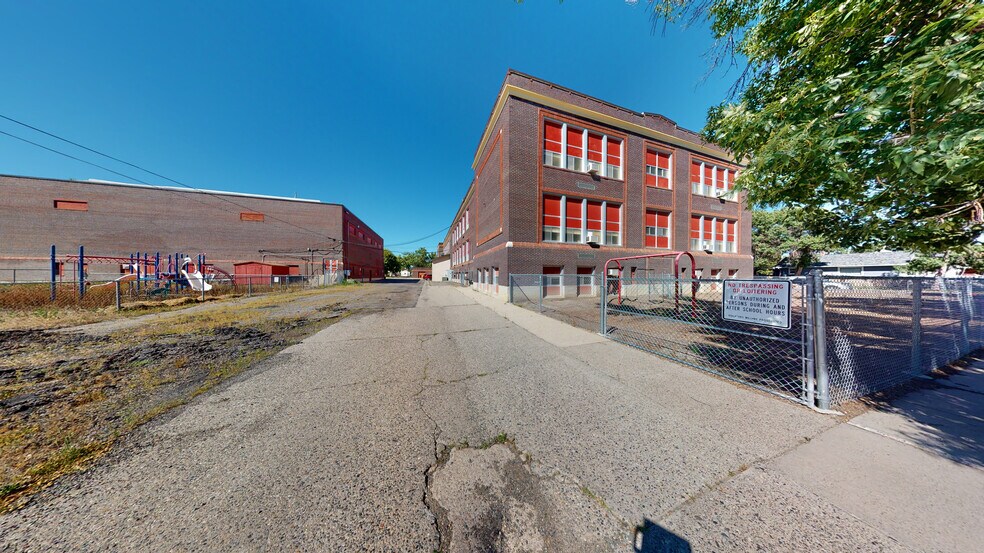 More Photos Of 410 Colorado Ave, Laurel Office For Sale