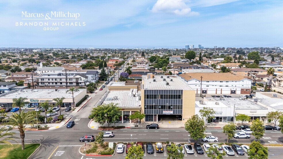 More Photos Of 13543-13545 Hawthorne Blvd, Hawthorne Loft Creative Space For Sale