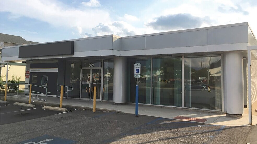 Primary Photo Of 824 N Lansdowne Ave, Drexel Hill Bank For Sale