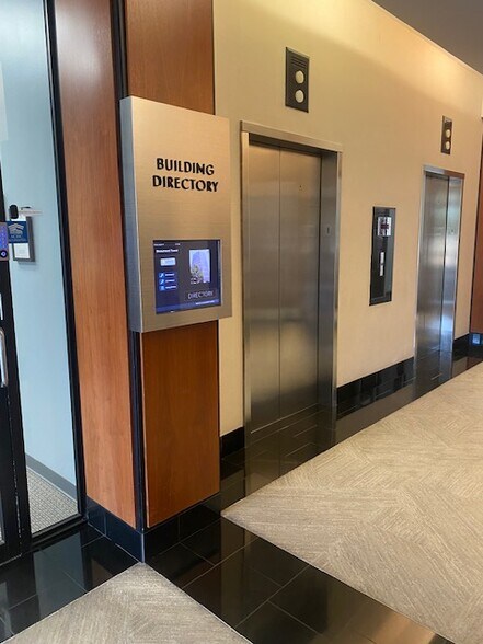 More Photos Of 2615 Calder Ave, Beaumont Office For Lease