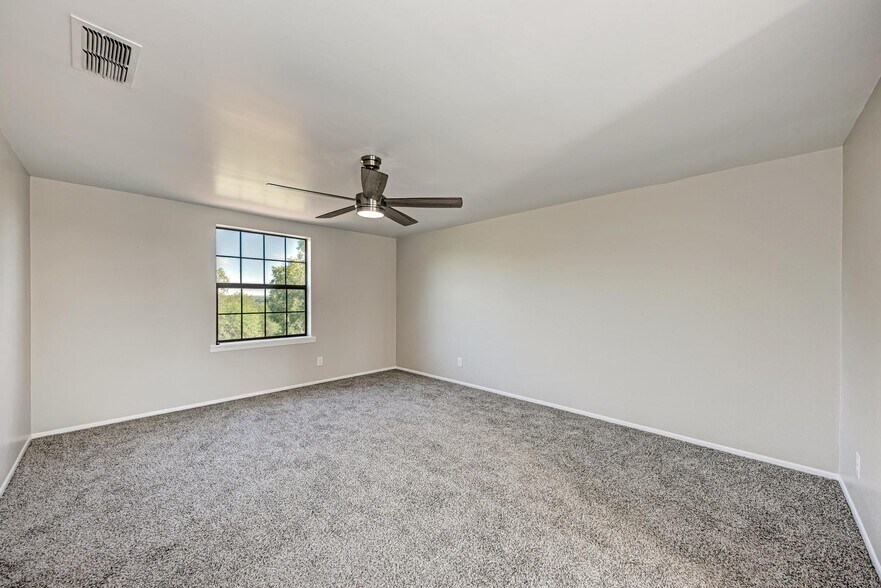 More Photos Of 3225 County Road 111, Lampasas Specialty For Sale