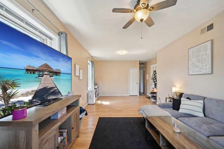 More Photos Of 108 N Main St, Edgerton Apartments For Sale