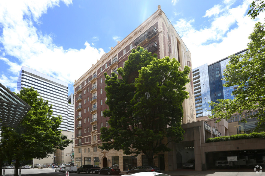 Primary Photo Of 1207 SW Broadway, Portland Apartments For Lease