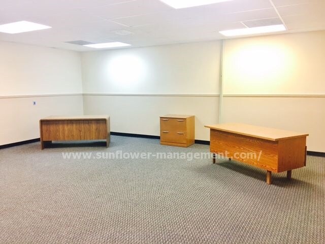 More Photos Of 2537-2579 Airport Rd, Colorado Springs General Retail For Lease