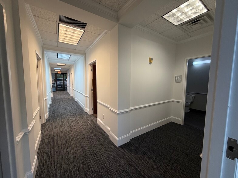 More Photos Of 501 Forest Ln, Clemson Medical For Lease