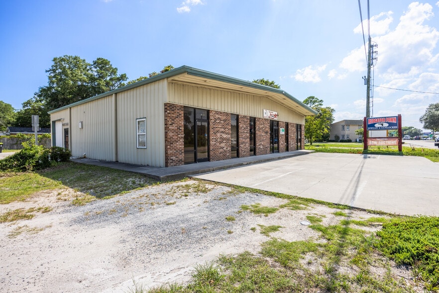 More Photos Of 7227 Beach Dr SW, Ocean Isle Beach Freestanding For Lease