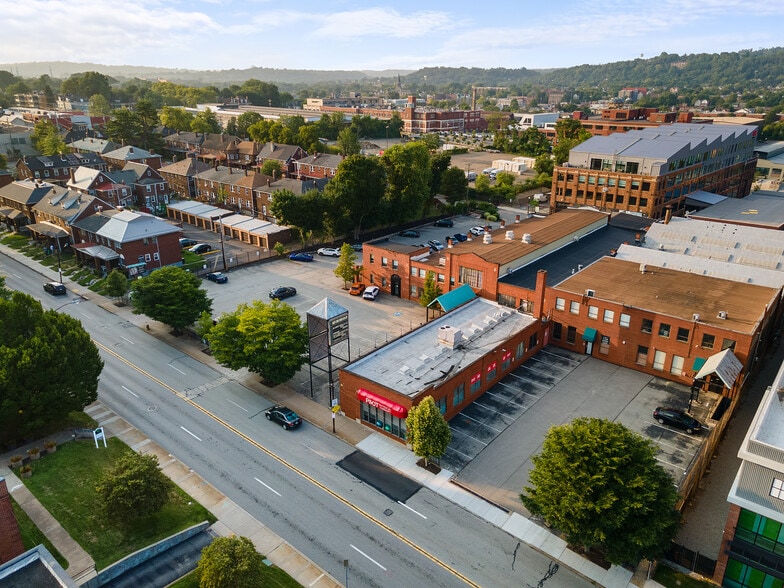 More Photos Of 7501 Penn Ave, Pittsburgh Freestanding For Lease