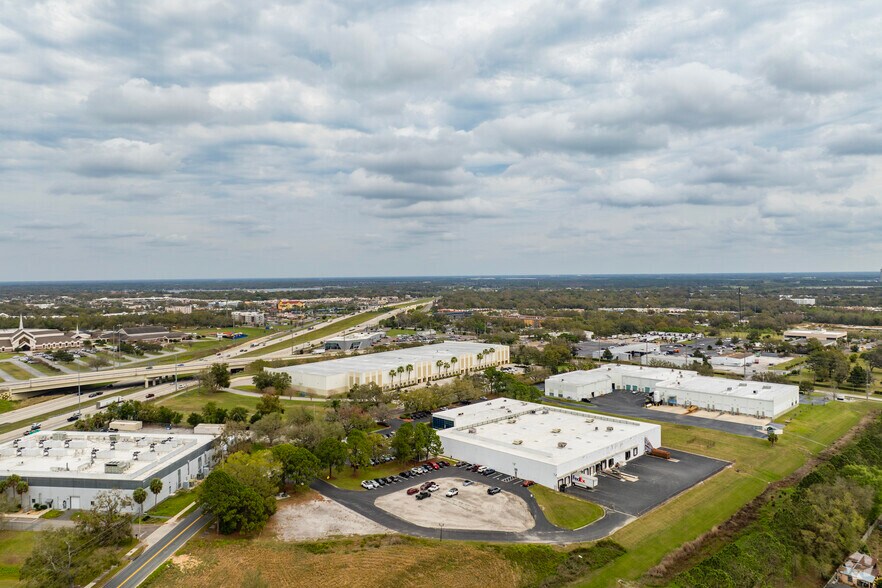 More Photos Of 2727 Interstate Dr, Lakeland Distribution For Sale