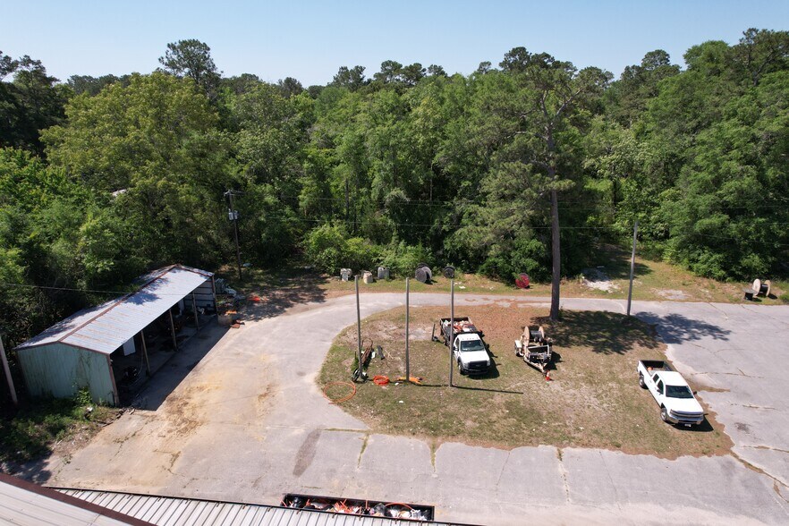More Photos Of 1500 N Longstreet St, Kingstree Light Distribution For Sale