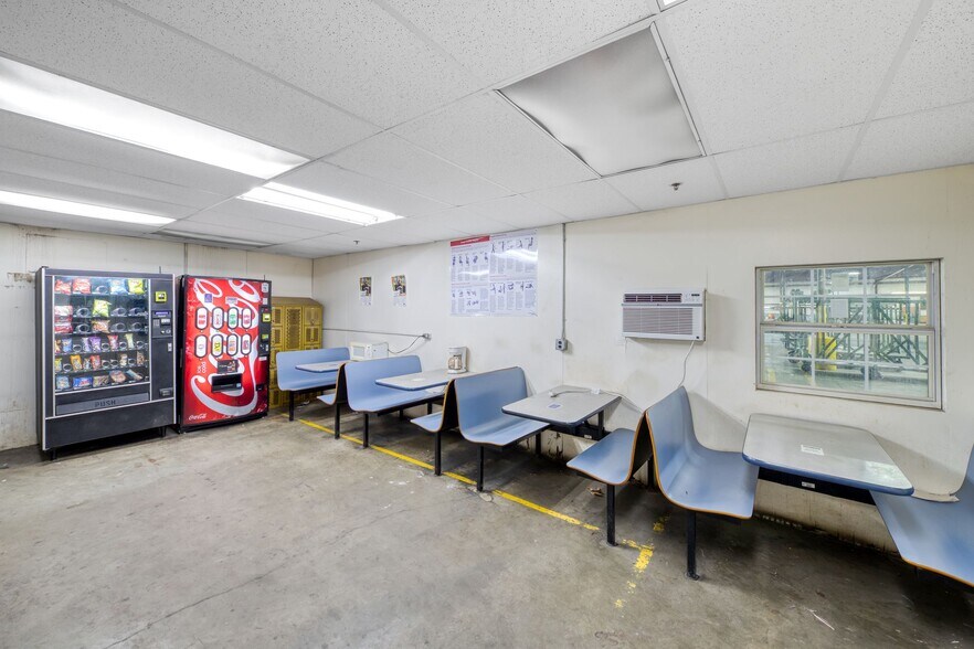 More Photos Of 3295 Dug Gap Rd, Dalton Warehouse For Sale