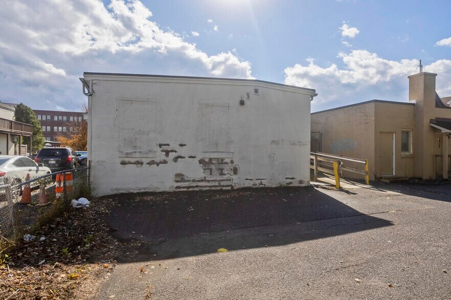 More Photos Of 62 westfield St, West Springfield Office For Sale