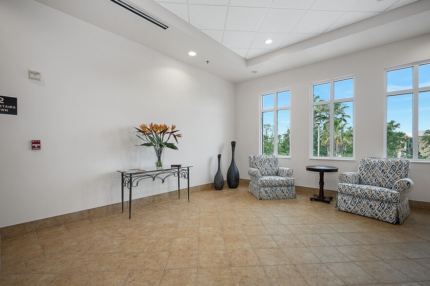 More Photos Of 180 Pinnacles Dr, Palm Coast Medical For Lease