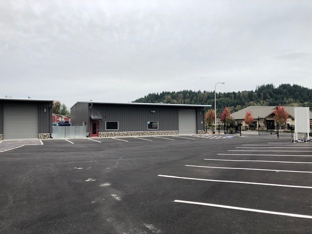 More Photos Of 1855 Belmont Loop, Woodland Flex For Lease