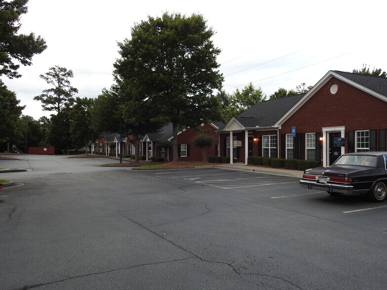 Primary Photo Of 1050 Shiloh Rd NW, Kennesaw Office For Lease